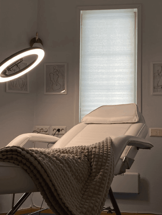 LuxBeauty by Helmin sokerointistudion rauhallinen hoitotila Veikkolassa